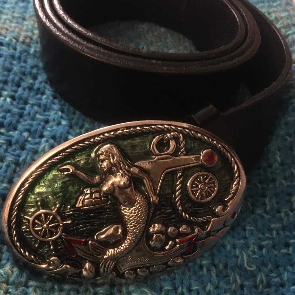 Gucci belt